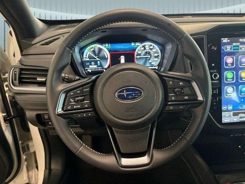 Used 2025 Subaru Forester Limited image 10