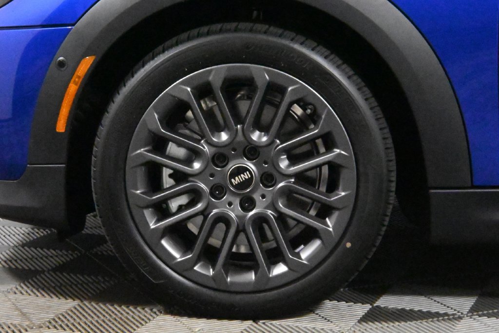 Certified 2025 MINI Cooper S FWD image 12