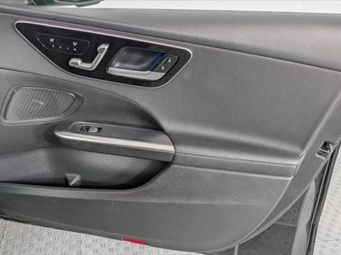 Used 2025 Mercedes-Benz C 300 Sedan image 22