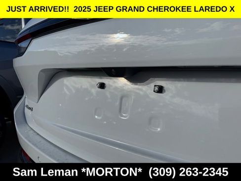 New 2025 Jeep Grand Cherokee Laredo X image 10