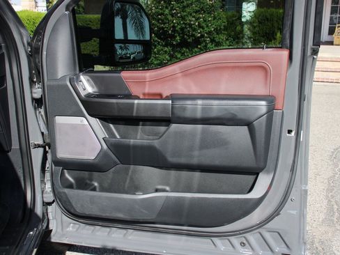 Used 2021 Ford F150 Lariat w/ Equipment Group 502A High image 42