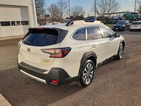 Used 2023 Subaru Outback Limited image 6