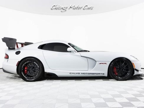 Used 2016 Dodge Viper ACR image 13