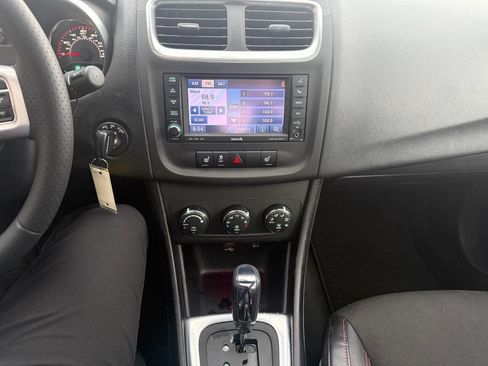 Used 2013 Dodge Avenger R/T w/ Sun/Sound Group image 19