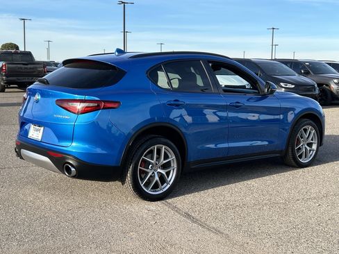 Used 2018 Alfa Romeo Stelvio Ti Sport image 5