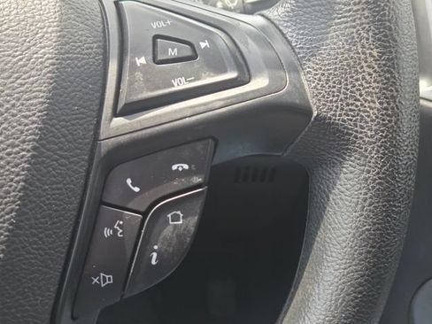 Certified 2019 Ford Edge SE FWD image 40
