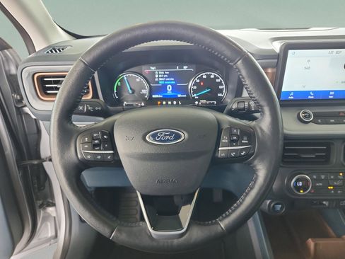 Used 2022 Ford Maverick Lariat w/ Lariat Luxury Package FWD image 9