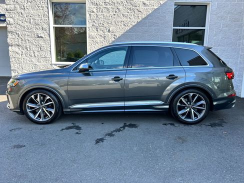 Used 2021 Audi SQ7 Premium Plus w/ Driver Assistance Package image 6