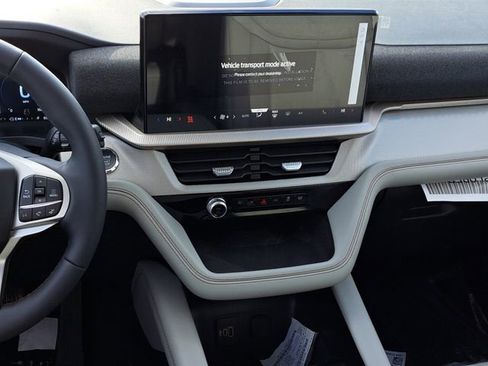 Used 2026 Ford Explorer Active w/ Active Comfort Package image 22