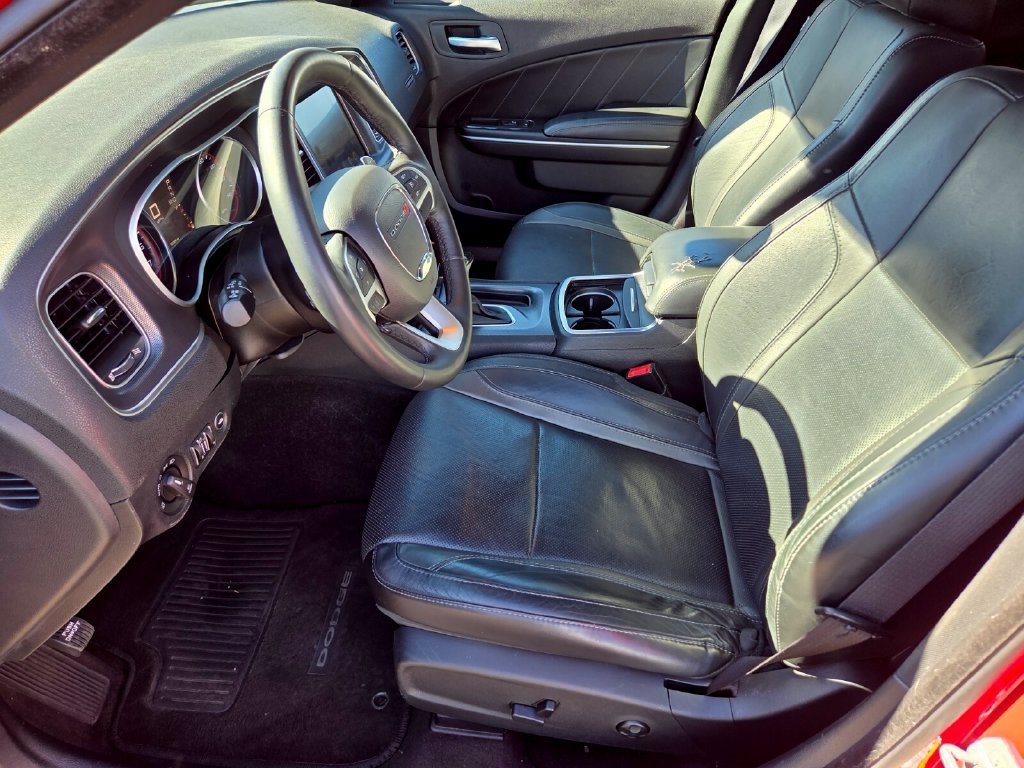 Used 2015 Dodge Charger SXT w/ Plus Group RWD image 13