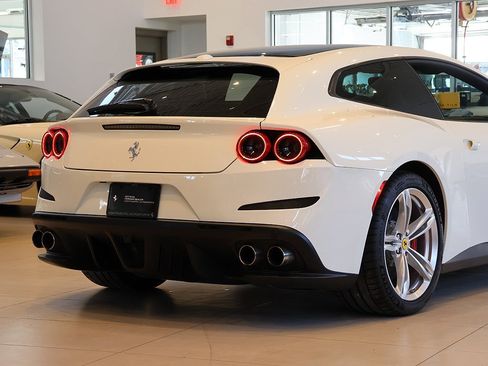 Certified 2018 Ferrari GTC4Lusso V12 image 54