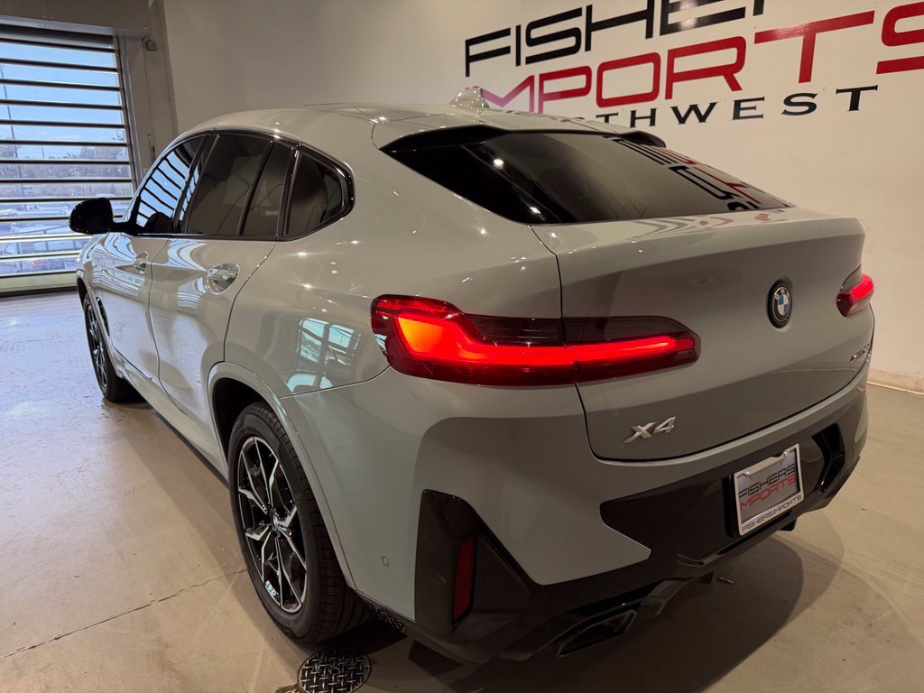 Used 2024 BMW X4 xDrive30i w/ Premium Package AWD/4WD image 8