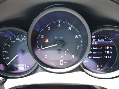 Used 2024 Porsche Macan AWD/4WD image 15