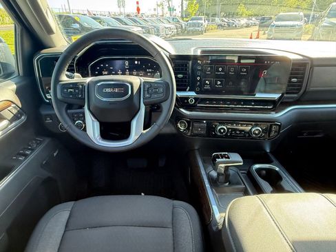 Used 2025 GMC Sierra 1500 Elevation w/ Preferred Package AWD/4WD image 14