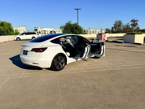 Used 2023 Tesla Model 3 Standard Range RWD image 50