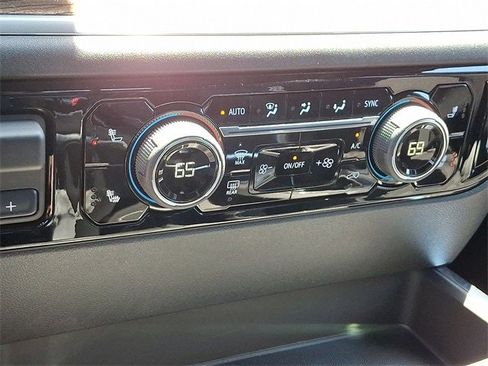 New 2025 Chevrolet Silverado 1500 LT image 11