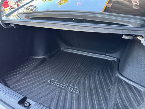 Used 2023 Honda Accord Touring image 18