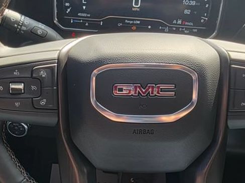Used 2025 GMC Sierra 2500 AT4 w/ AT4 Premium Plus Package AWD/4WD image 20