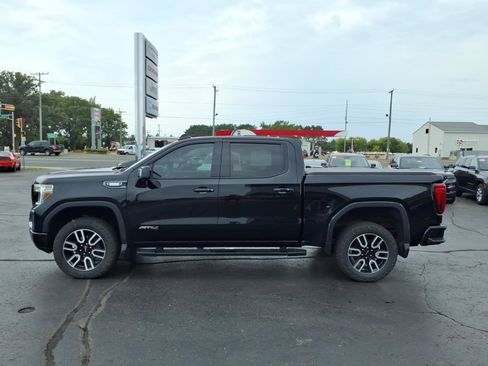 Used 2021 GMC Sierra 1500 AT4 w/ AT4 Value Package AWD/4WD image 7