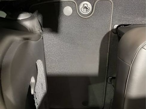 New 2026 Chrysler Pacifica Select AWD/4WD image 19