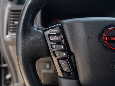 Used 2024 Nissan Frontier Pro-X w/ Pro Convenience Package image 12