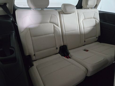 New 2027 Lincoln Navigator Premiere AWD/4WD image 19