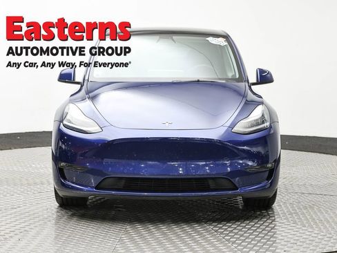 Used 2021 Tesla Model Y Long Range image 2