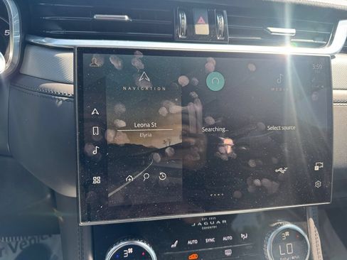 Used 2021 Jaguar F-PACE SVR AWD/4WD image 21