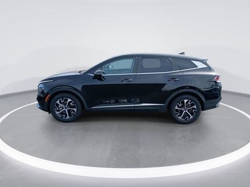 Used 2025 Kia Sportage EX FWD image 5