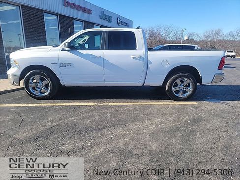 Used 2019 RAM 1500 Big Horn image 2