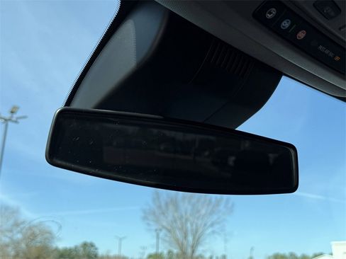 Used 2022 Chevrolet Silverado 1500 RST w/ Z71 Off-Road Package image 22