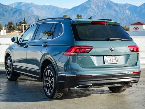 Used 2021 Volkswagen Tiguan SE image 9