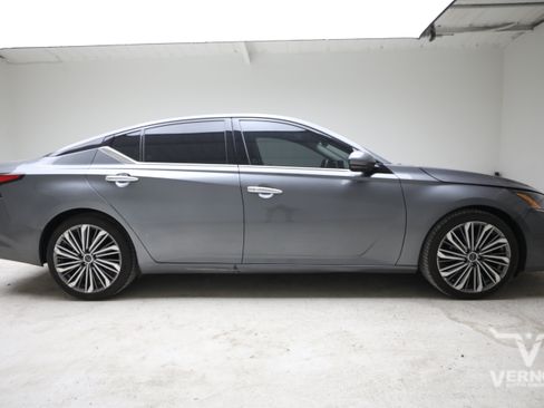 Used 2023 Nissan Altima 2.5 SL FWD image 5