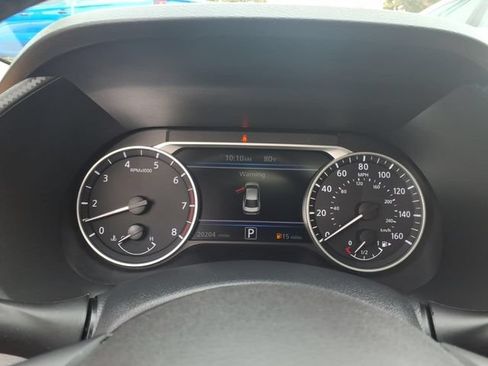 Used 2024 Nissan Sentra SV w/ SV Premium Package FWD image 18