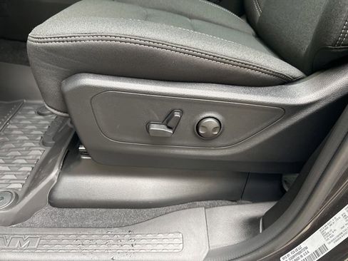 Used 2025 RAM 1500 Big Horn image 43