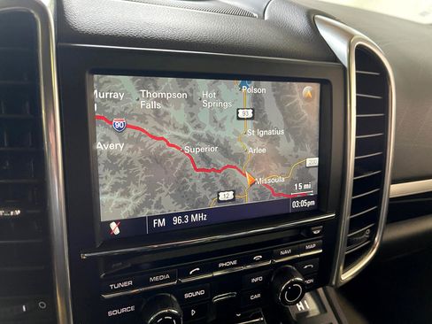 Used 2012 Porsche Cayenne image 12