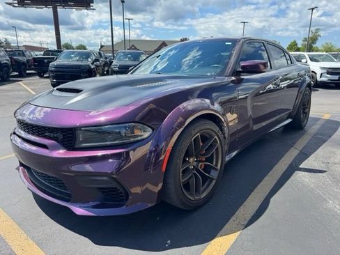 Used 2022 Dodge Charger SRT Hellcat RWD image 3