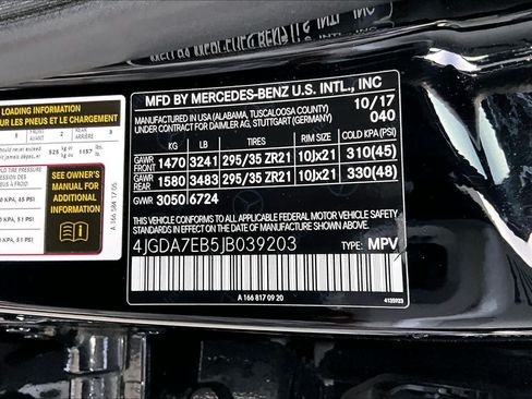 Used 2018 Mercedes-Benz GLE 63 AMG 4MATIC image 36