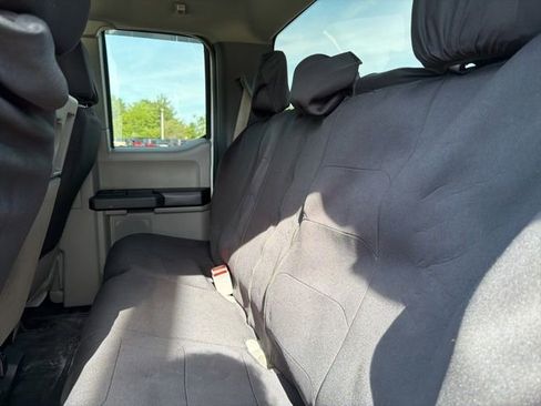 Used 2018 Ford F150 XL w/ Equipment Group 101A Mid AWD/4WD image 14