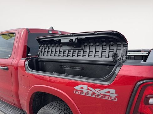 New 2026 RAM 1500 4x4 Crew Cab image 19