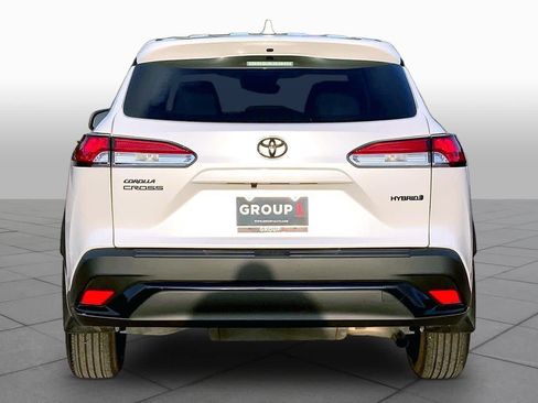 Used 2024 Toyota Corolla Cross AWD Hybrid image 5