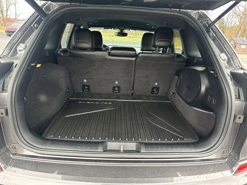 Used 2020 Jeep Cherokee High Altitude image 16