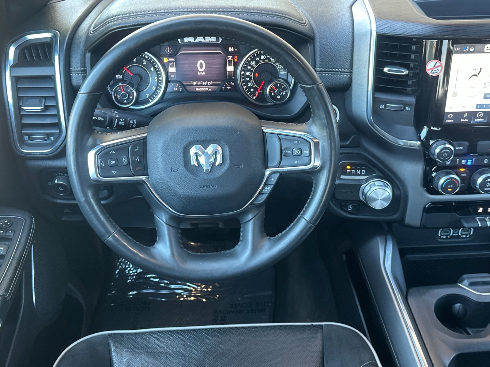 Used 2024 RAM 1500 Laramie RWD image 14