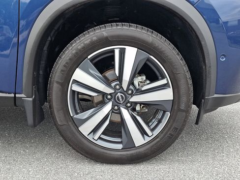 Certified 2023 Nissan Rogue SL w/ SL Premium Package AWD/4WD image 10
