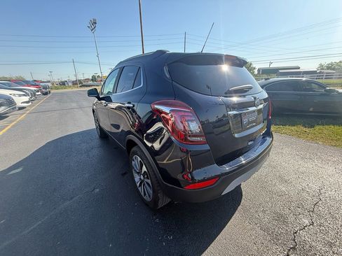 Used 2021 Buick Encore Preferred w/ Safety Package image 6
