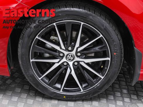 Used 2023 Toyota Camry SE w/ Cold Weather Package image 33