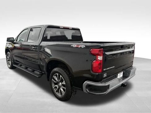 Used 2022 Chevrolet Silverado 1500 LT image 7