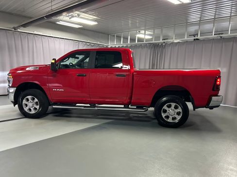 Used 2026 RAM 2500 Big Horn AWD/4WD image 4