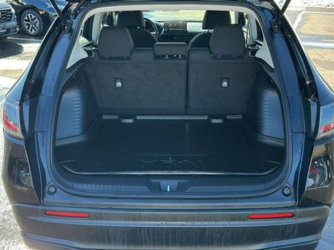 Used 2023 Honda HR-V LX image 24