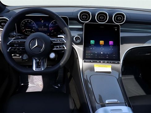 Certified 2025 Mercedes-Benz GLC 43 AMG 4MATIC image 39